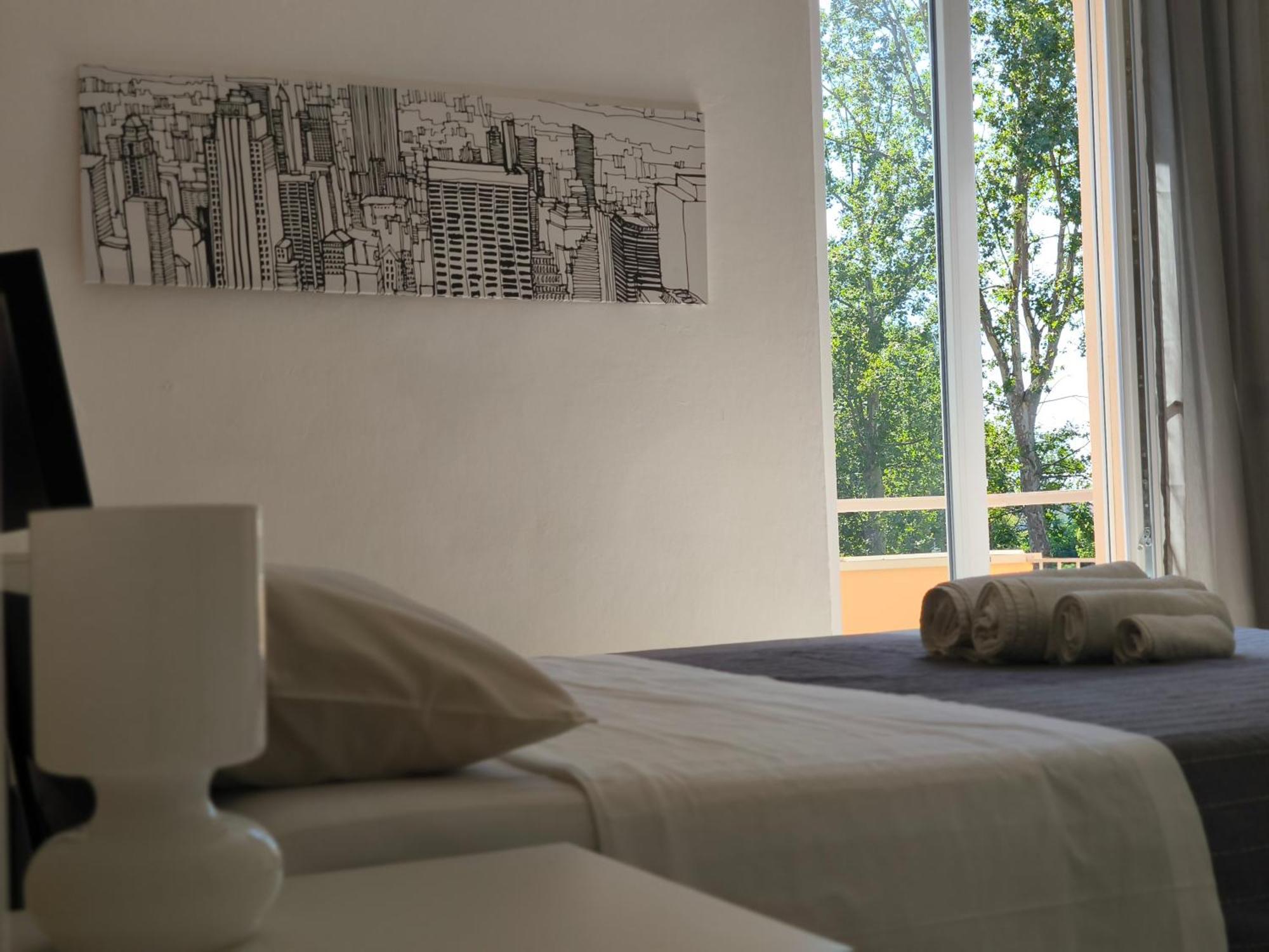 Lab42 City & San Matteo Apartment - 2 Bedrooms 帕维亚 外观 照片